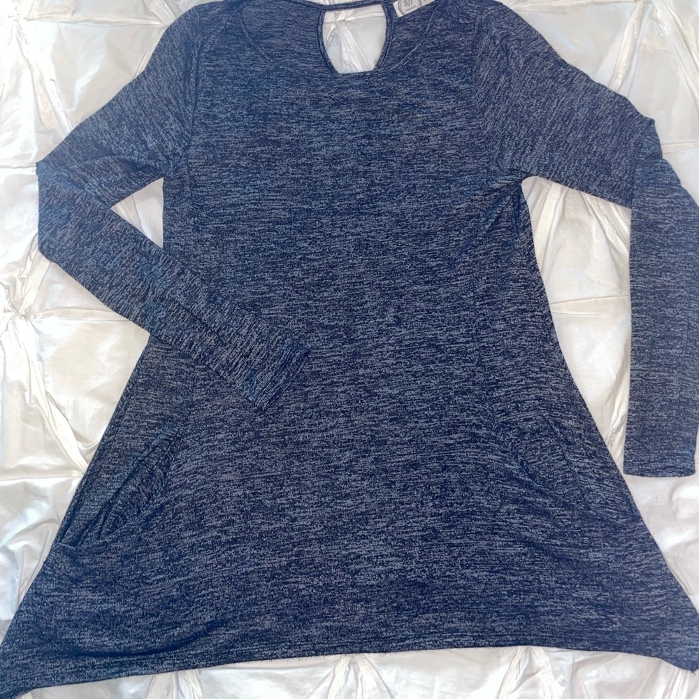 Dark gray sweater with POCKETS!!!
